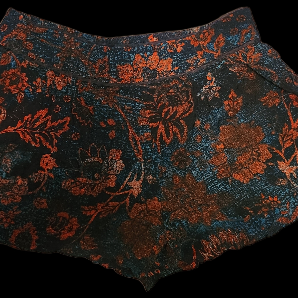 Floral Patterned Shorts